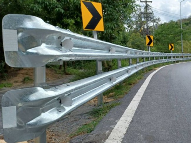 ราวกั้นถนน แผ่นการ์ดเรล มอก.