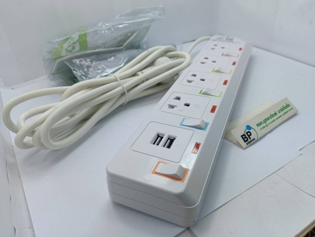 รางปลั๊กไฟ(มอก.) 4 ช่อง+2USB 3ม. ขาว ฟรีพาวเวอร์ ET-913-USB รางปลั๊กไฟ(มอก.) 4 ช่อง+2USB 3ม. ขาว ฟรีพาวเวอร์ ET-913-USB