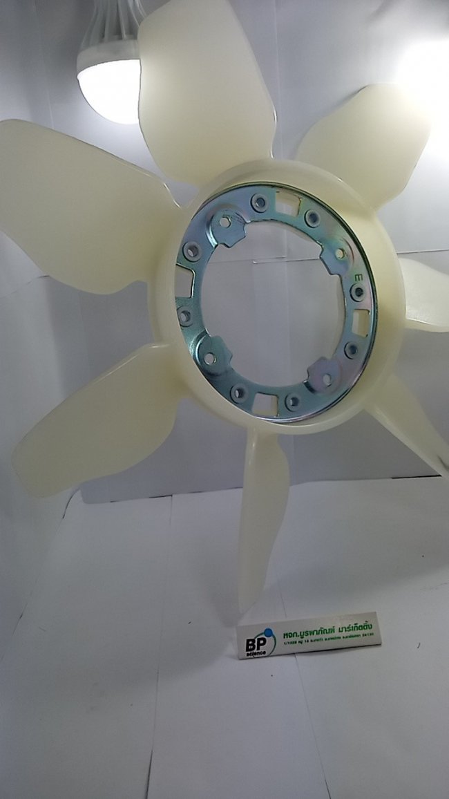 ใบพัดลม หม้อน้ำ Toyota vigo วีโก้ 2.5+3.0 รีโว่ D4D, REVO, 1KD, 2KD  แท้100%